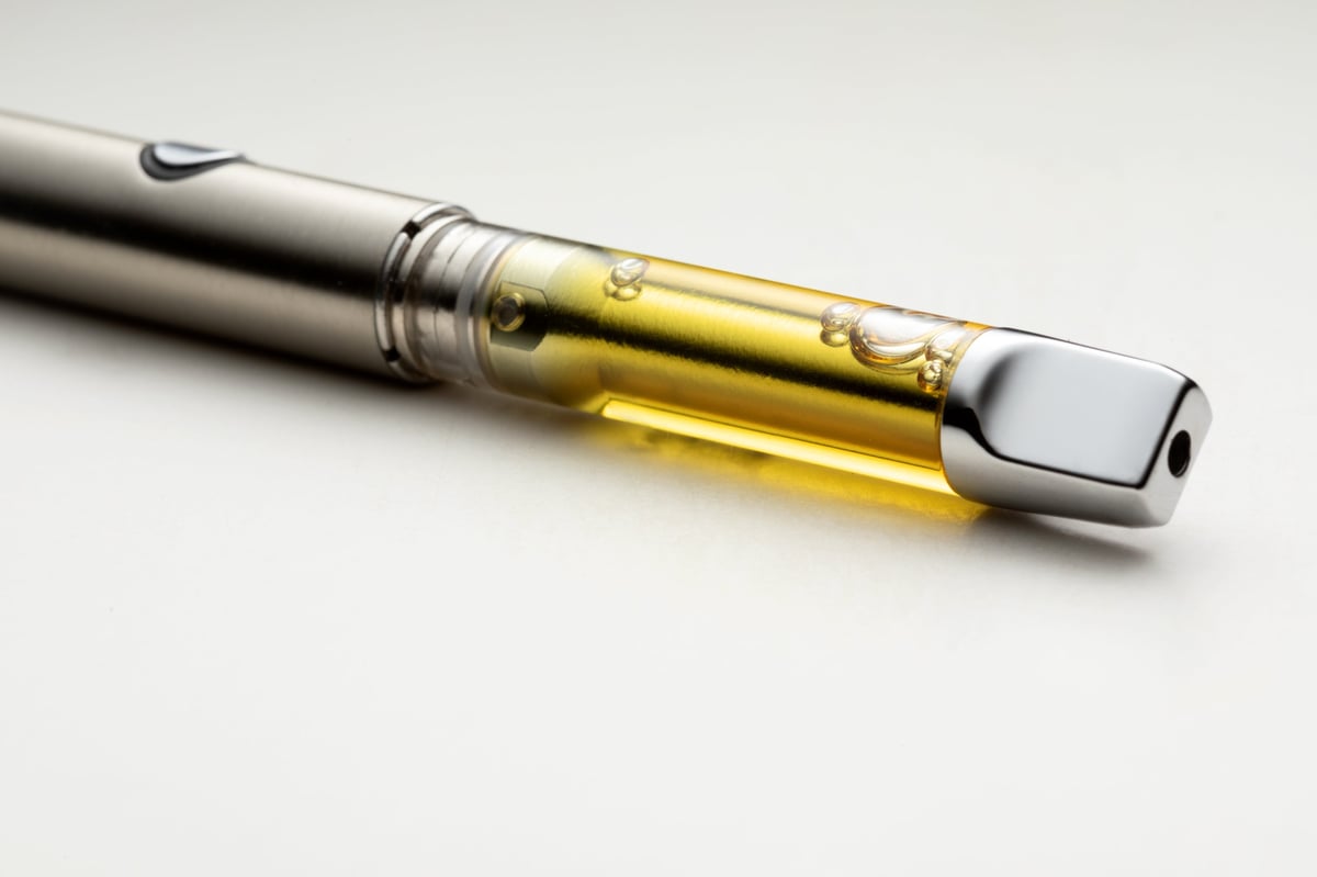Cannabis disposable vape pen